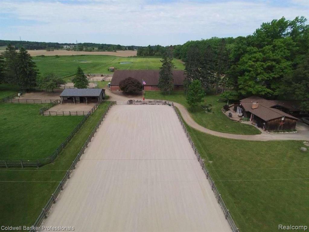 5240 THOMAS Road, Metamora, MI 48455 — Photo 41