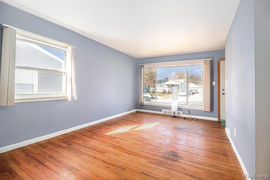 581 Wharton Street, Ypsilanti, MI 48198 — Photo 3