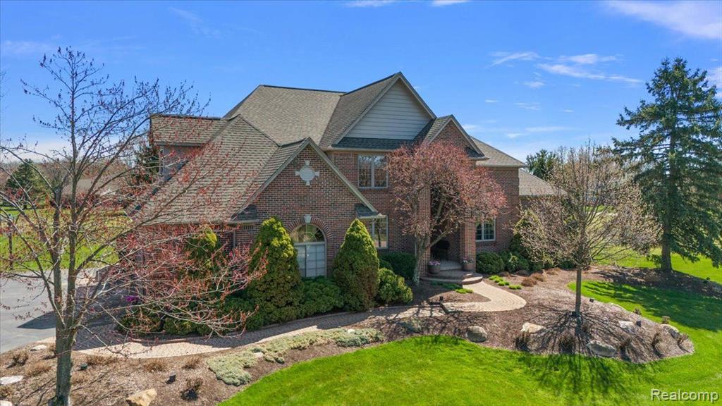 8449 S SHORE Drive, Clarkston, MI 48348 — Photo 59