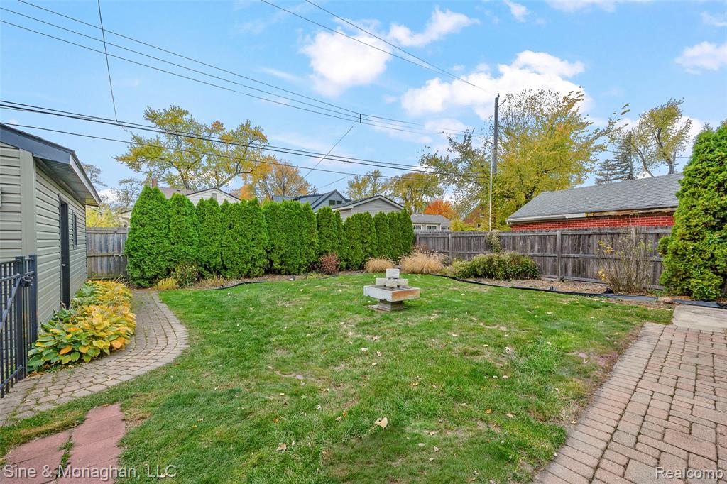 4419 Robinwood Avenue, Royal Oak, MI 48073 — Photo 42