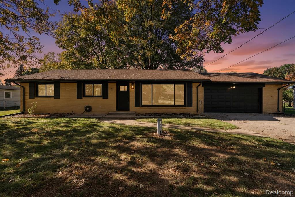 241 Raleigh Place, Lennon Vlg, MI 48449 — Photo 45