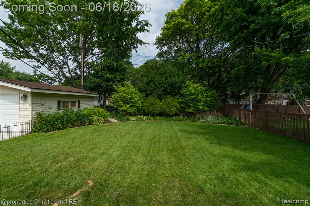 4228 Rosewold Avenue, Royal Oak, MI 48073 — Photo 36