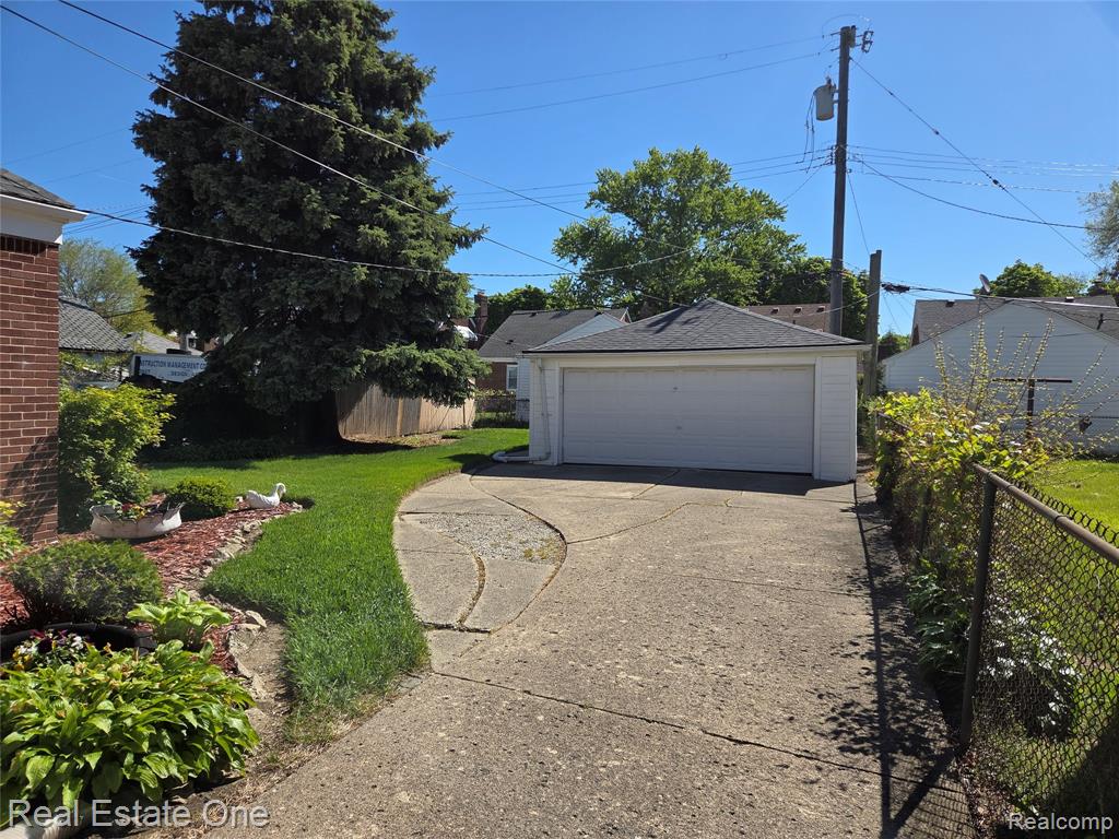 8042 Hartwell Street, Detroit, MI 48228 — Photo 3