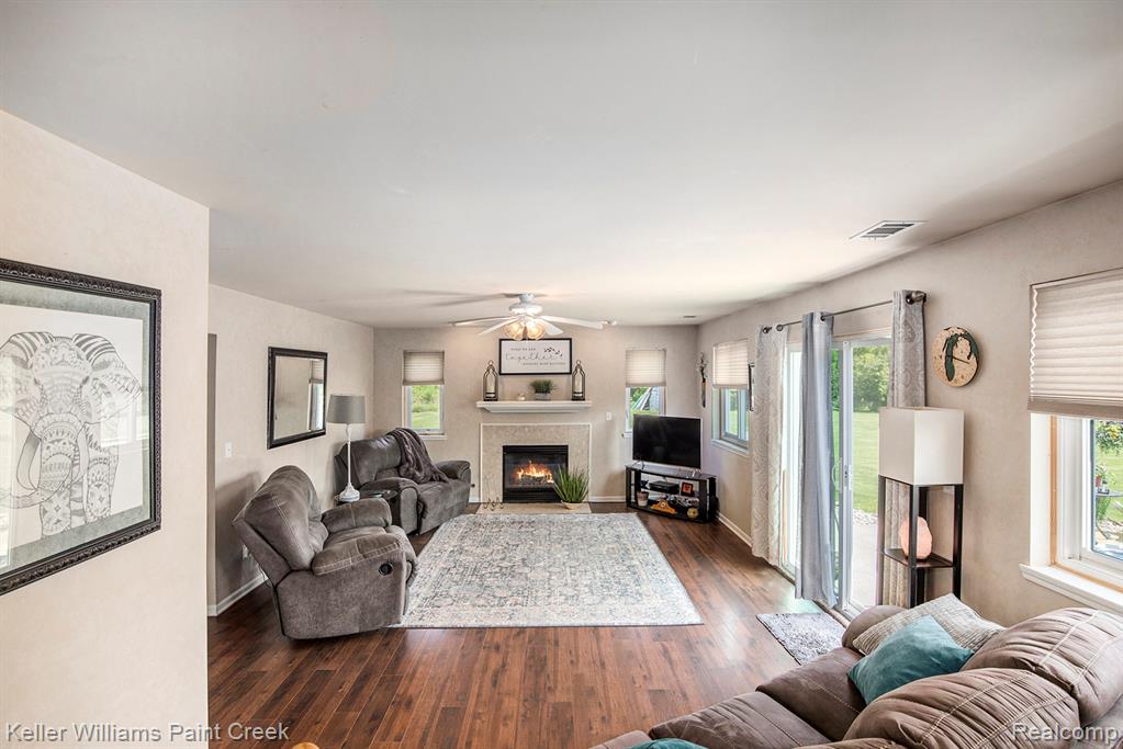 3993 Single Tree Circle, Dryden, MI 48428 — Photo 9