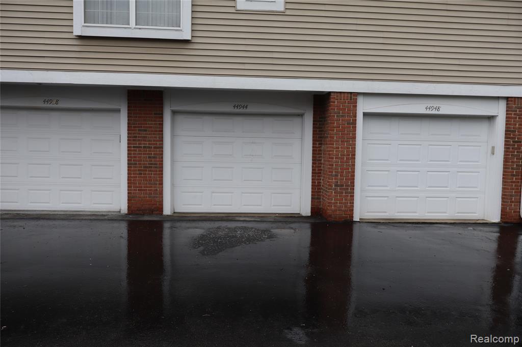44944 Marigold Drive, Sterling Heights, MI 48314 — Photo 29