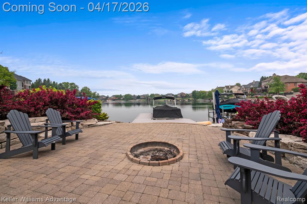 10993 Stoney Point Drive, South Lyon, MI, 48178
