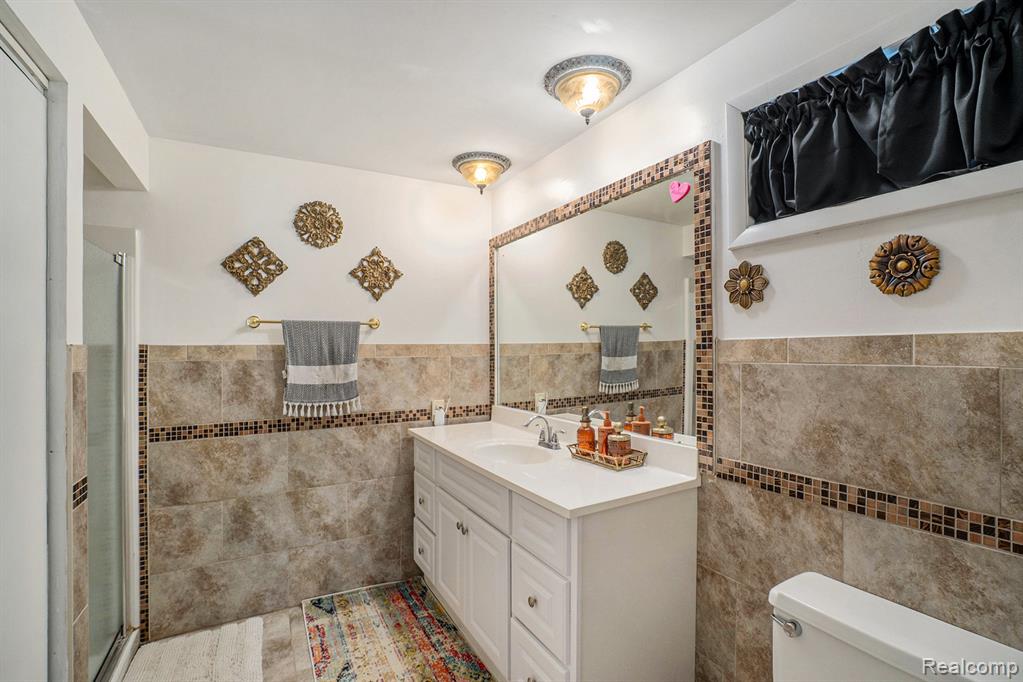 6137 Pebbleshire Drive, Grand Blanc, MI 48439 — Photo 16