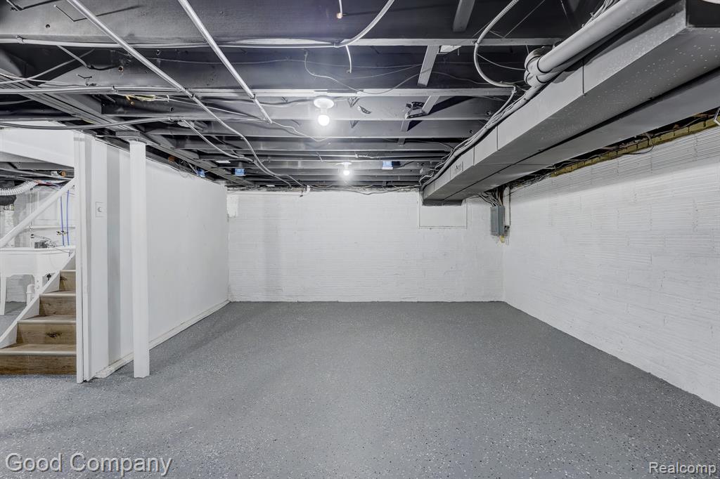 16309 Kirkshire Avenue, Beverly Hills, MI 48025 — Photo 38