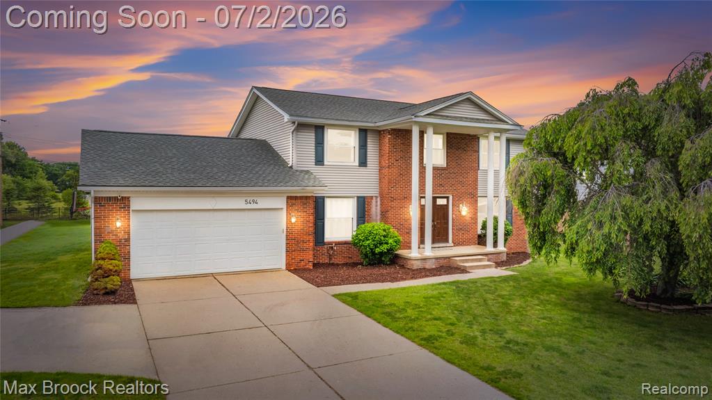 5494 Centerbrook Drive, West Bloomfield, MI — front exterior
