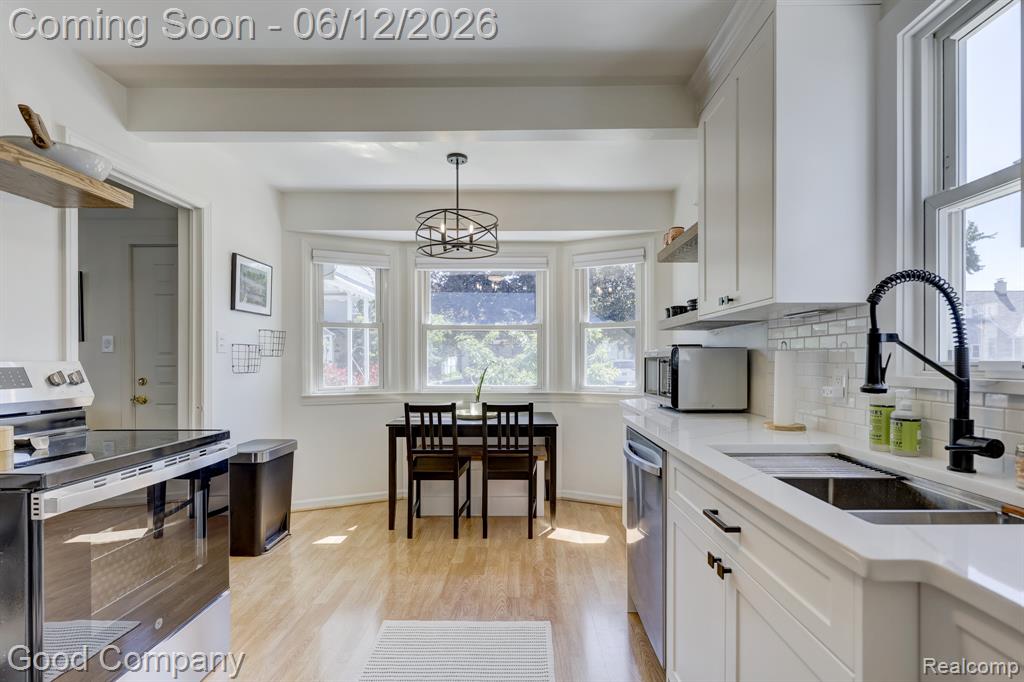 3907 Gardner Avenue, Berkley, MI 48072 — Photo 9
