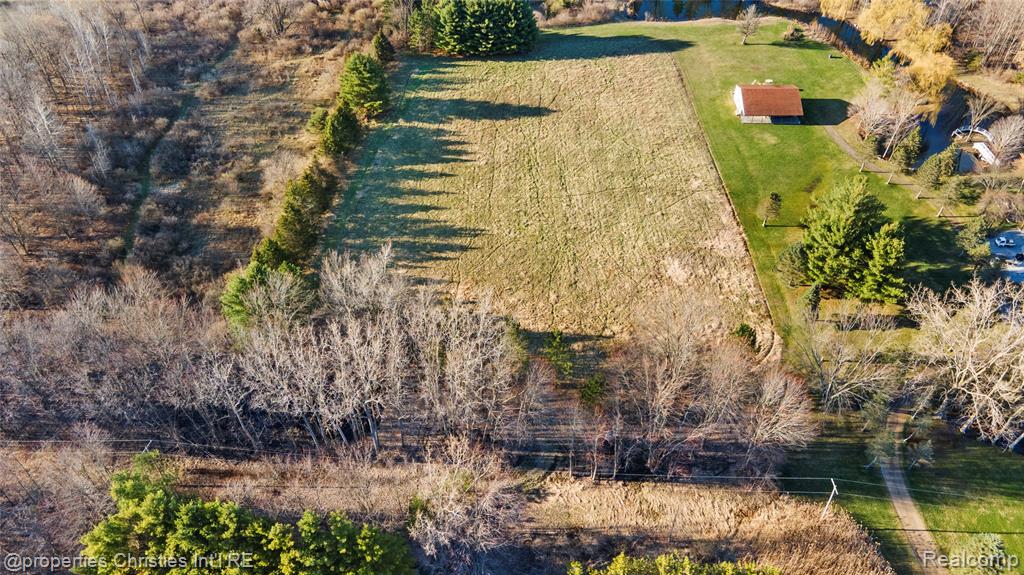 E Hunters creek Rd, Metamora, MI 48455 — front exterior