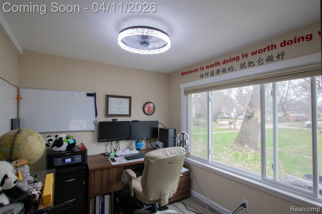 5636 Hipp Street, Dearborn Heights, MI 48125 — Photo 7