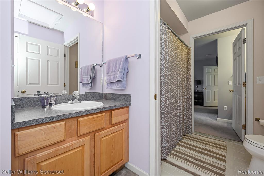 41659 Touchstone Drive, Sterling Heights, MI 48314 — Photo 35