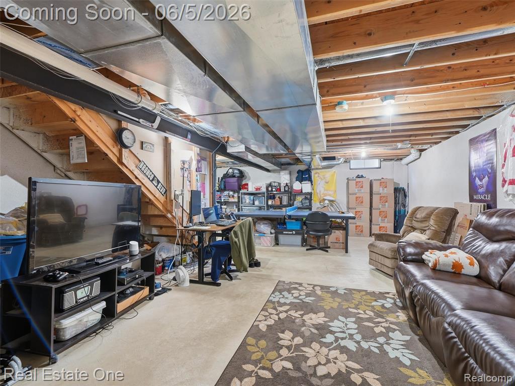 7794 Paint Creek Drive, Ypsilanti, MI 48197 — Photo 29