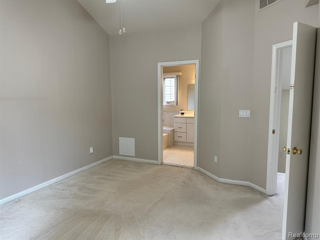 43841 ALGONQUIN Drive, Novi, MI — Photo 26