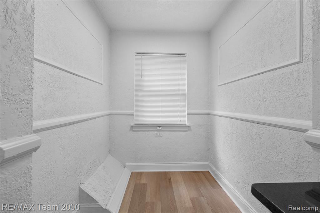 5935 Devonshire Road, Dearborn, MI 48224 — Photo 15