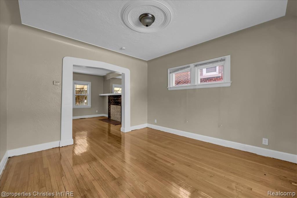 17600 Santa Barbara Drive, Detroit, MI 48221 — Photo 8