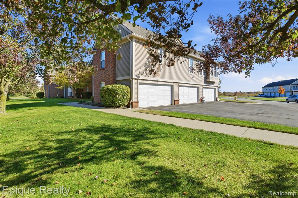 51848 Adler Park Drive E, 75, Chesterfield, MI — Photo 23