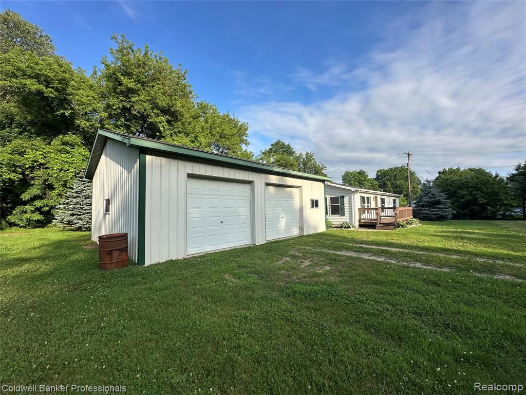 24 Springer Lane, Attica, MI 48412 — Photo 2
