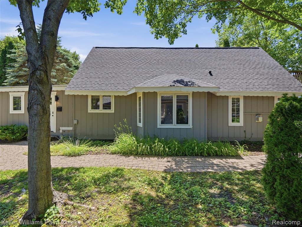 10435 Spring Street, Fenton, MI 48430 — Photo 28