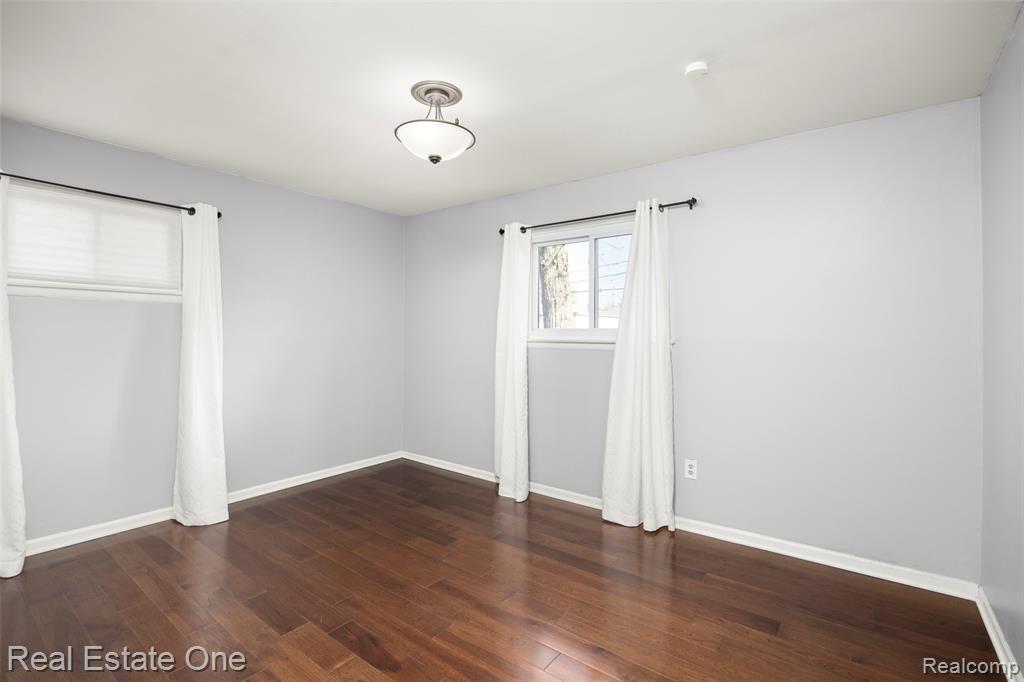 28612 Donnelly Street, Garden City, MI — Photo 14