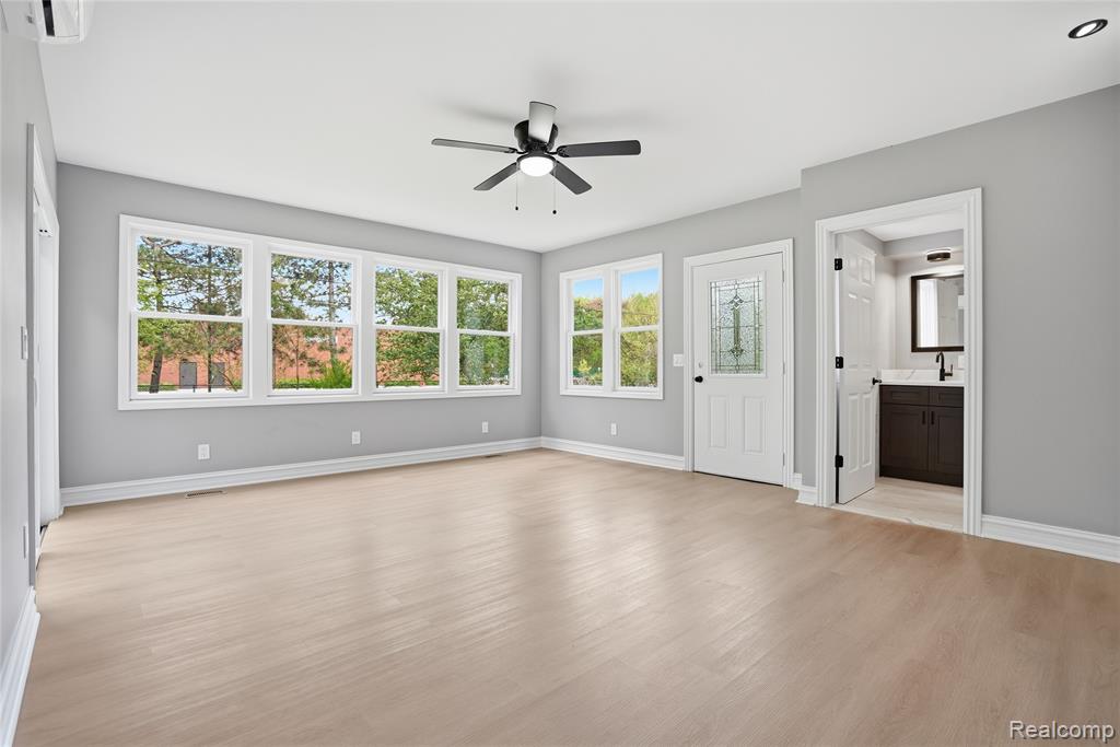 53568 Wolf Drive, Shelby Twp, MI 48316 — Photo 23