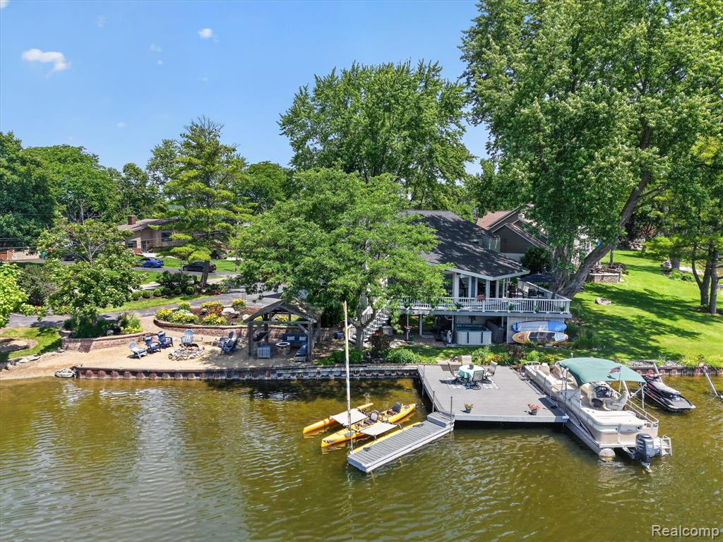 5050 Surfwood Drive, Commerce Twp, MI 48382 — Photo 48