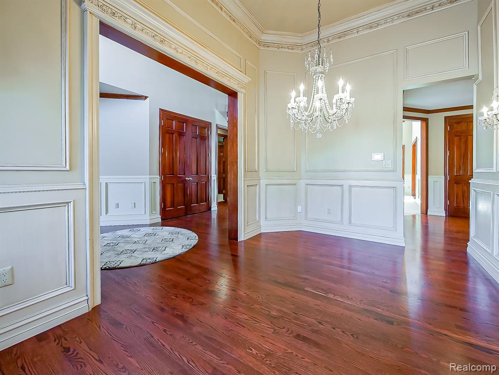 7364 Essex Drive, West Bloomfield, MI — Photo 14
