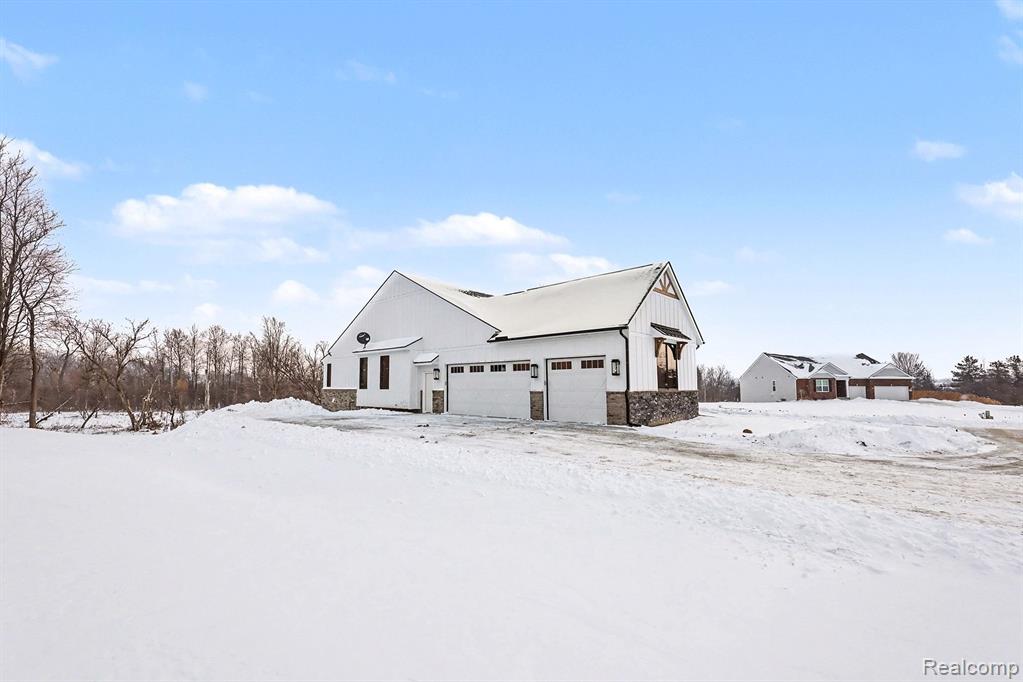 71719 Hidden River Drive, Armada, MI — Photo 5