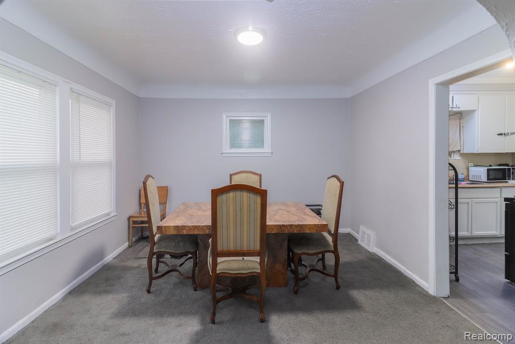 9409 SORRENTO Street, Detroit, MI 48228 — Photo 11
