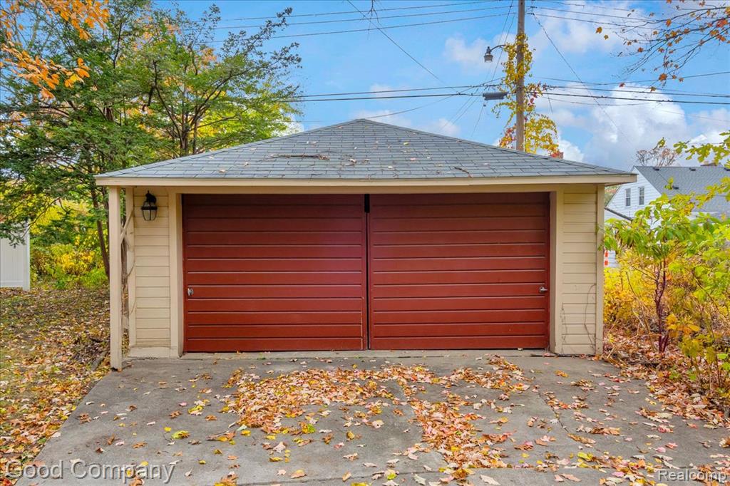2564 WOODSTOCK Drive, Highland Park, MI 48203 — Photo 34