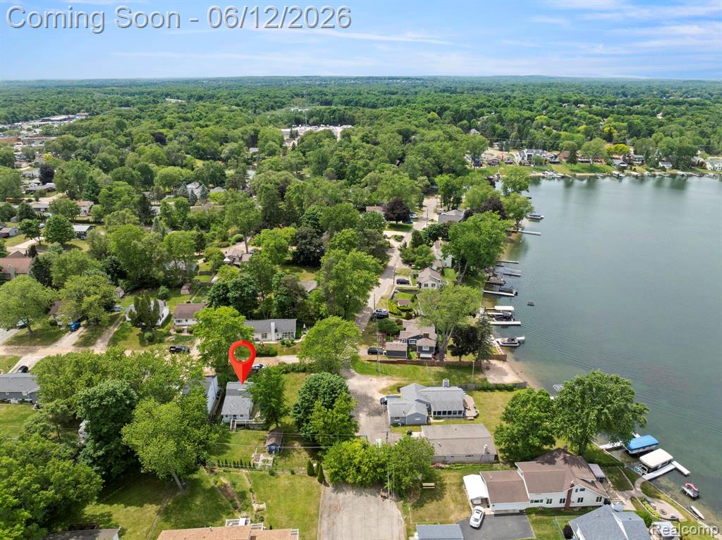 1808 Lombardy, Highland, MI 48356 — Photo 37