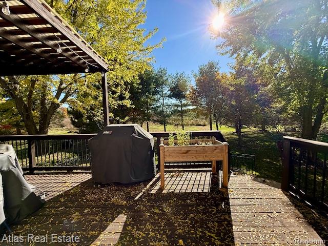 5020 Meadow Crest Circle, Holly, MI 48442 — Photo 8