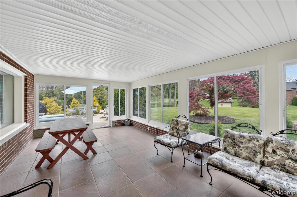 13960 Ridgewood Drive, Plymouth, MI 48170 — Photo 43