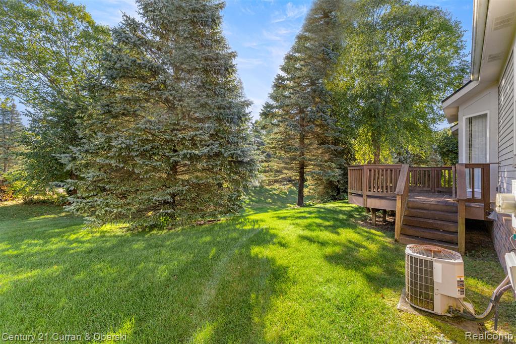 5296 S River Drive S, Commerce Twp, MI 48382 — Photo 27