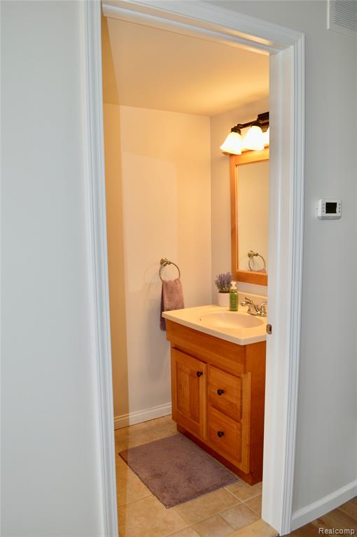 19489 Eddington Place, Northville, MI 48167 — Photo 24