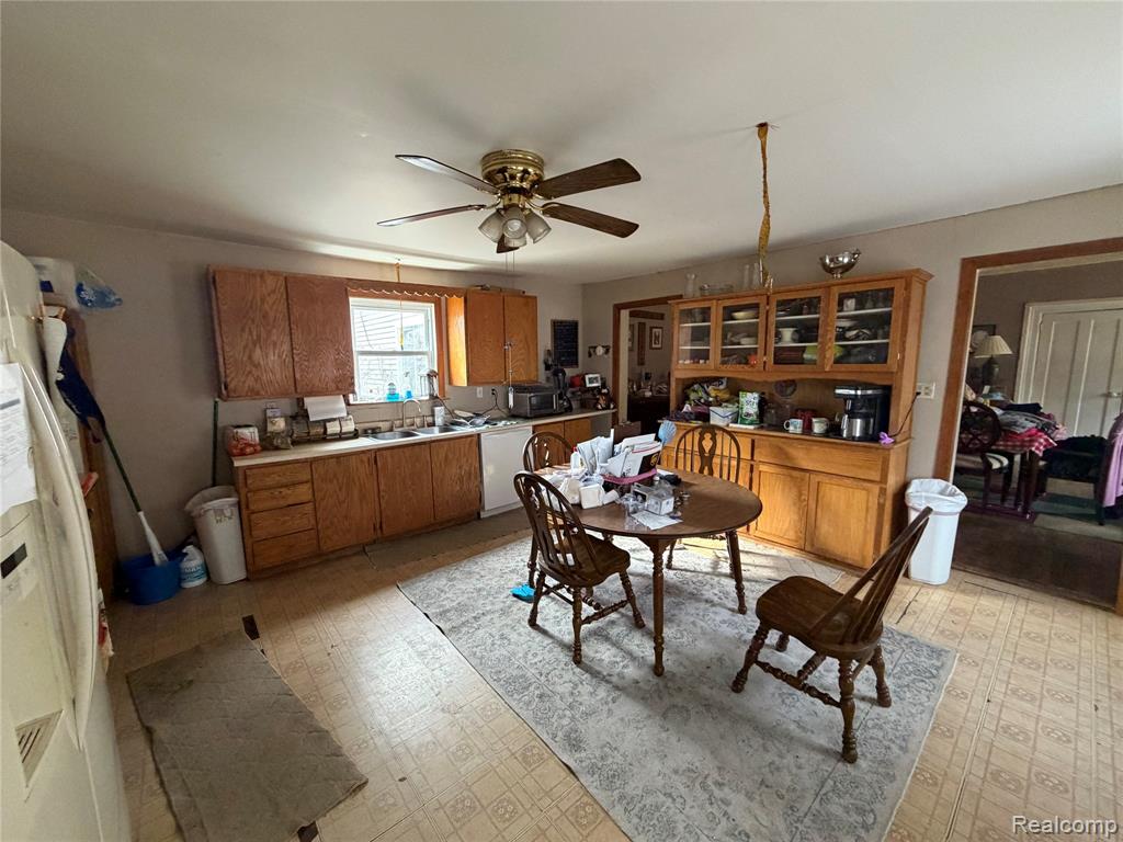124 E High Street, Metamora, MI 48455 — Photo 8