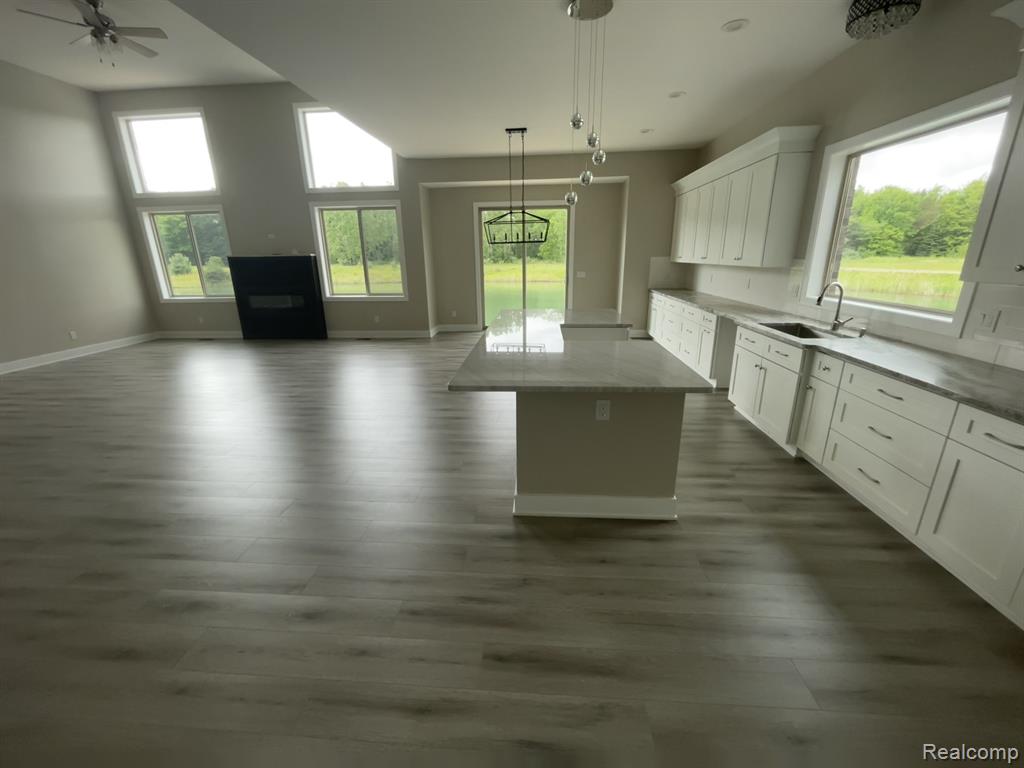 68651 Lake Angela Pointe, Richmond, MI 48062 — Photo 4