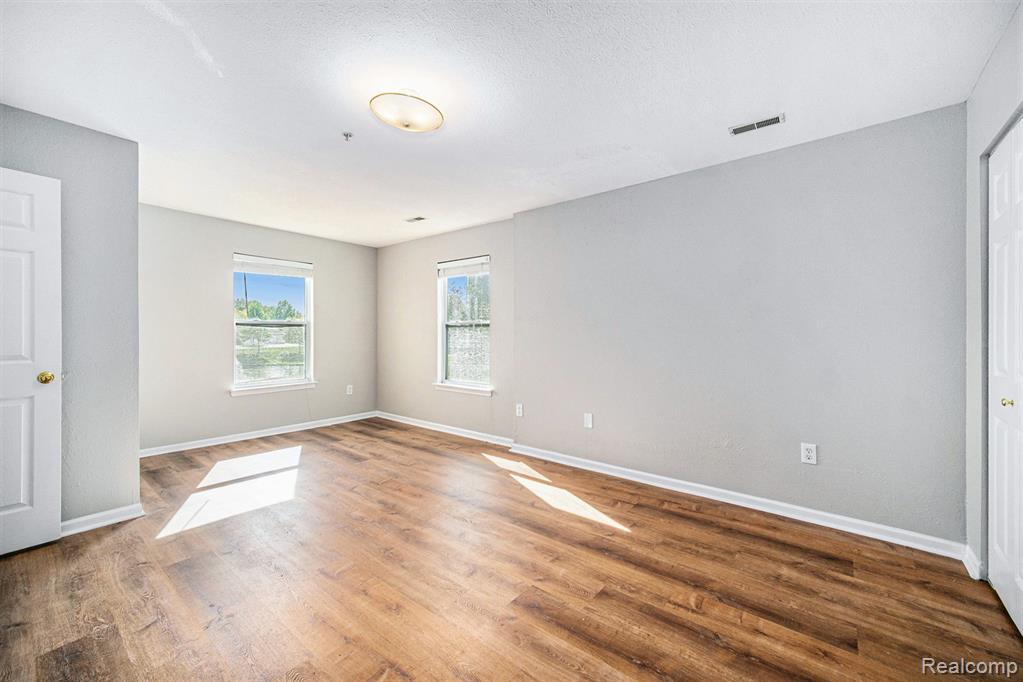 1533 Weatherstone Drive, Ann Arbor, MI 48108 — Photo 13