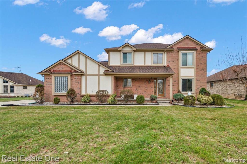 4836 CORRIANDER Drive, Sterling Heights, MI 48314 — Photo 2