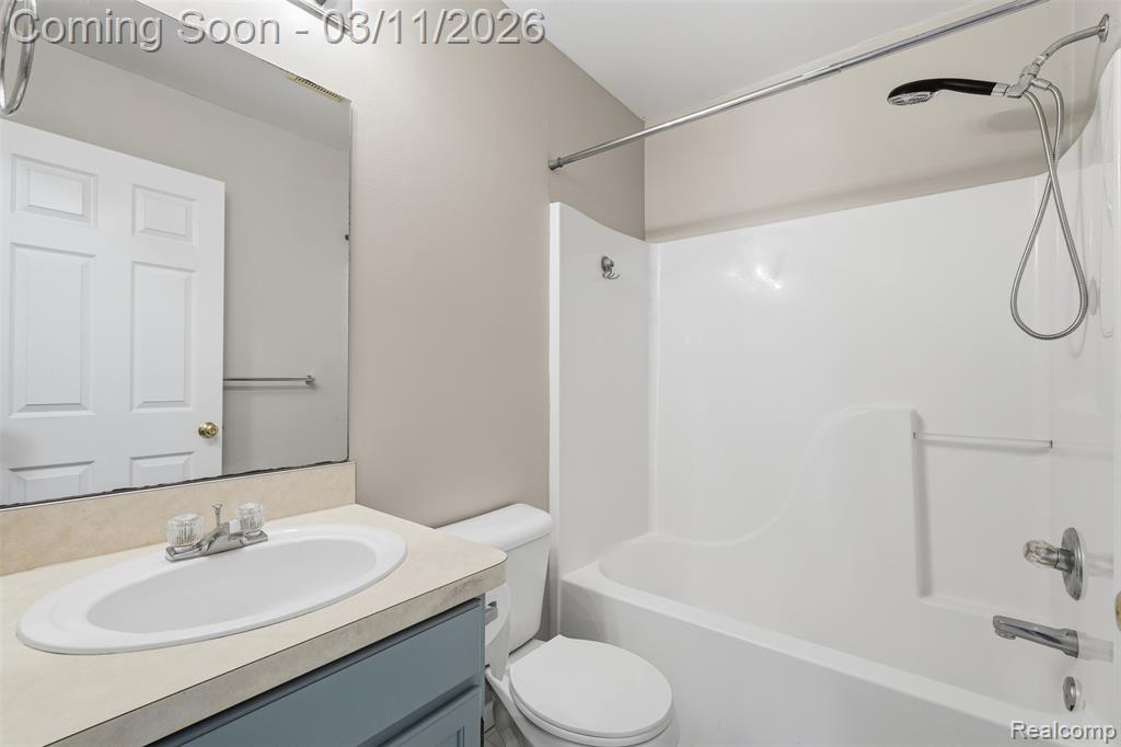 455 Waverly Lane, Howell, MI 48843 — Photo 24