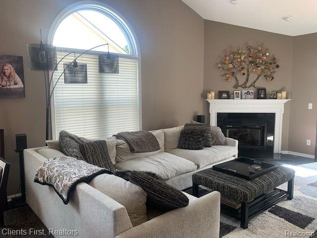 41473 TWAIN, Novi, MI 48377 — Photo 13