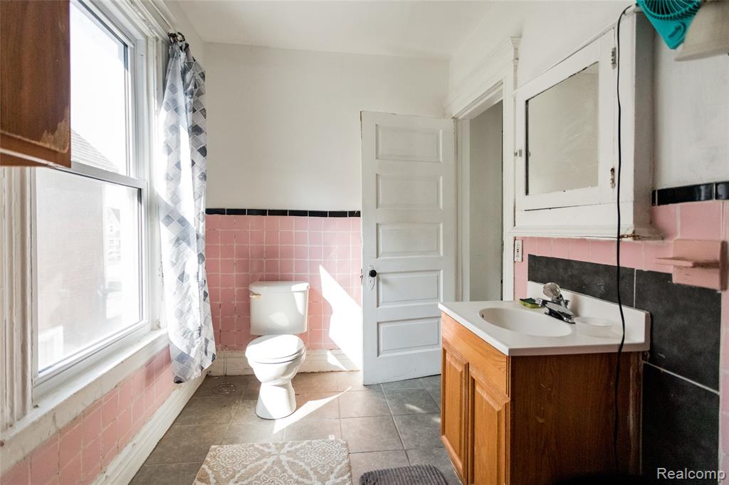 1974 E Grand Boulevard, Detroit, MI 48211 — Photo 13