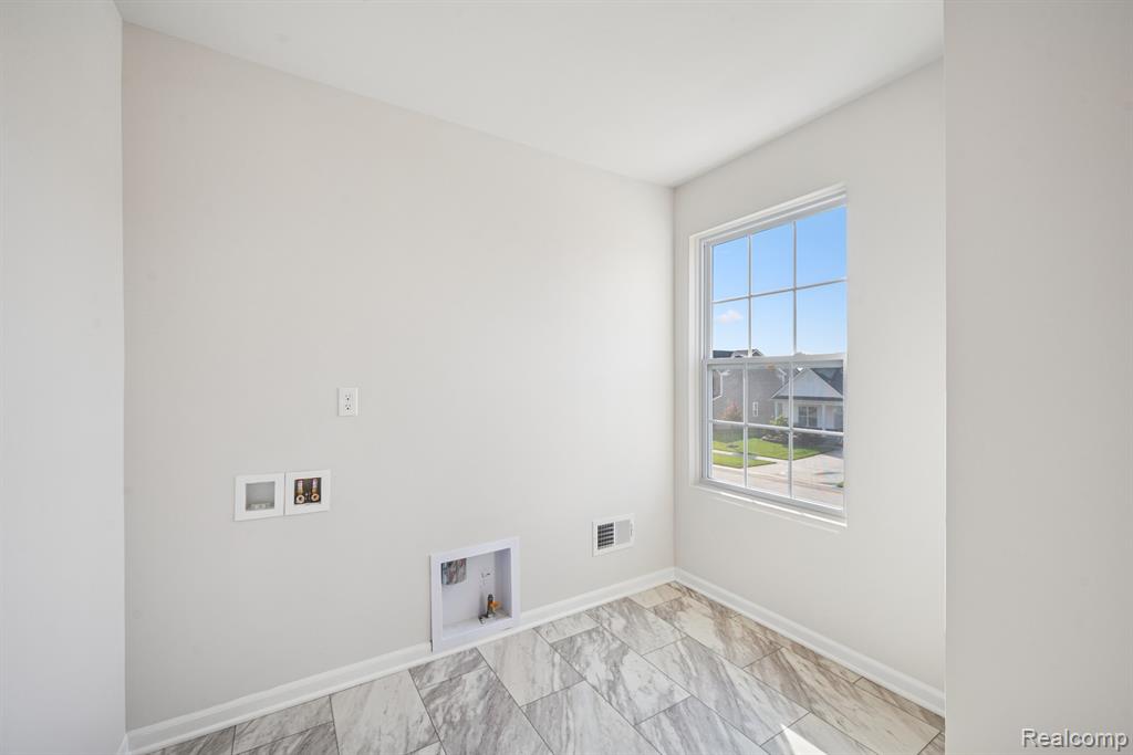 27107 Gallop Way, Saline, MI 48176 — Photo 26
