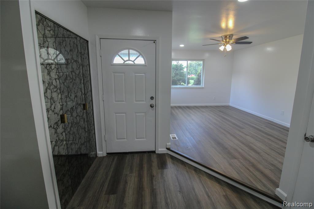 40159 William Drive, Sterling Heights, MI 48313 — Photo 7