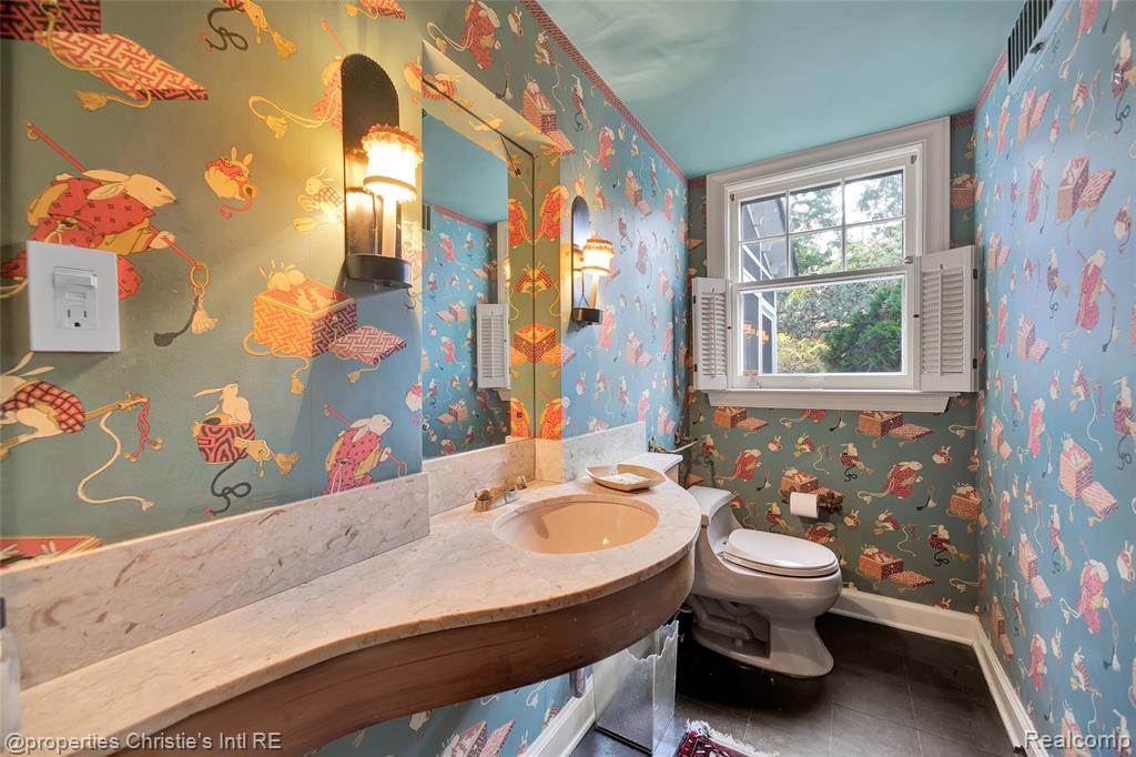 19635 Shrewsbury Road, Detroit, MI 48221 — Photo 25