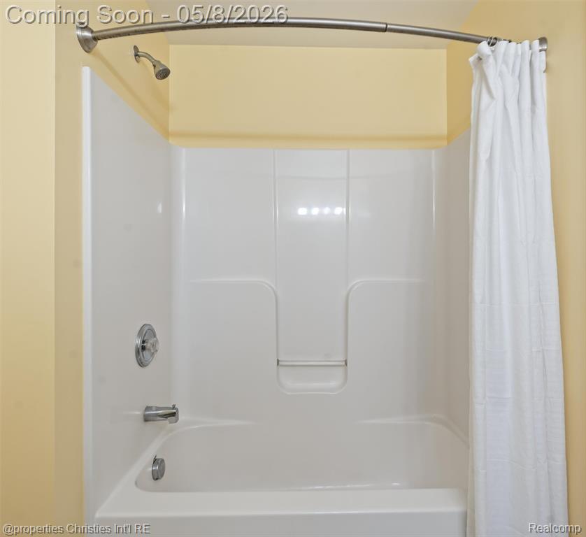 920 W Summerfield Glen Circle, Ann Arbor, MI 48103 — Photo 15