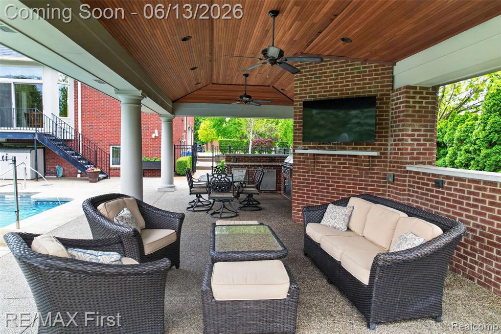 13800 Berryknoll Drive, Shelby Twp, MI 48315 — Photo 6