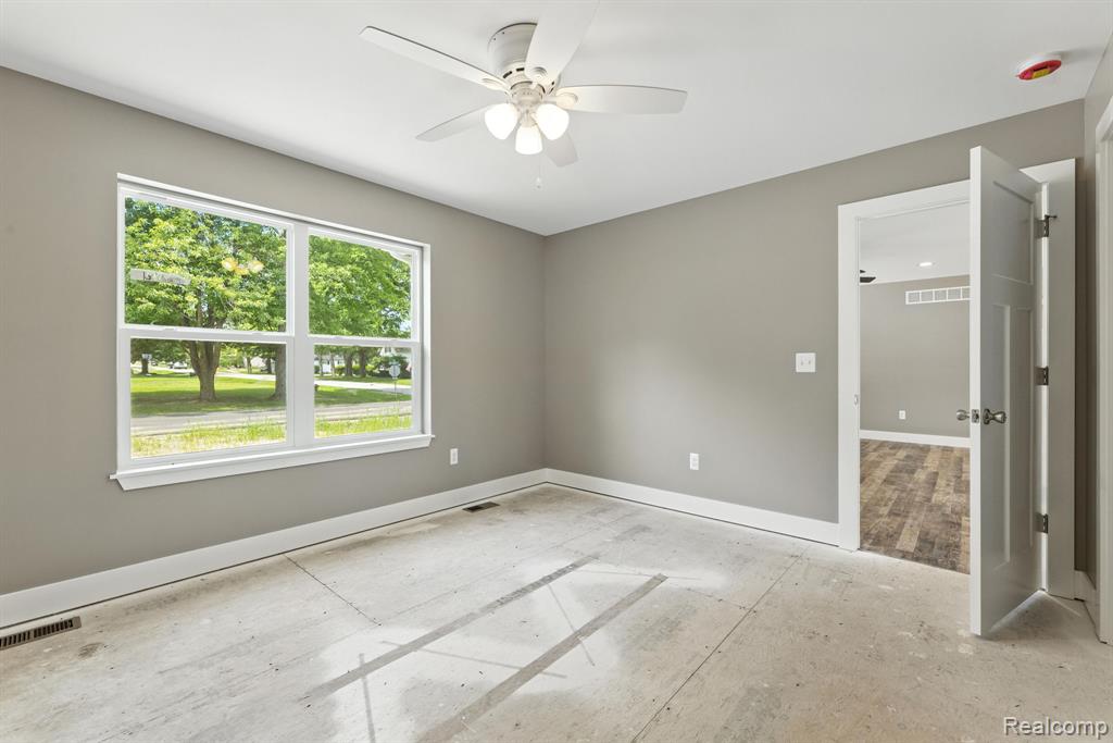108 N Lester Street, Capac, MI 48014 — Photo 16