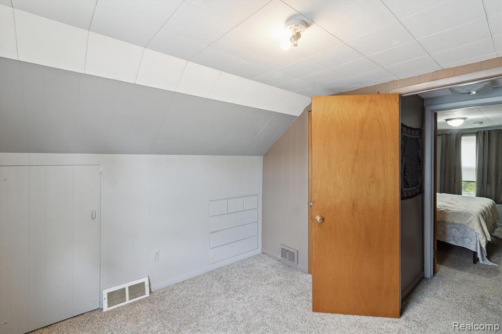 8025 Mayfair Street, Taylor, MI 48180 — Photo 25